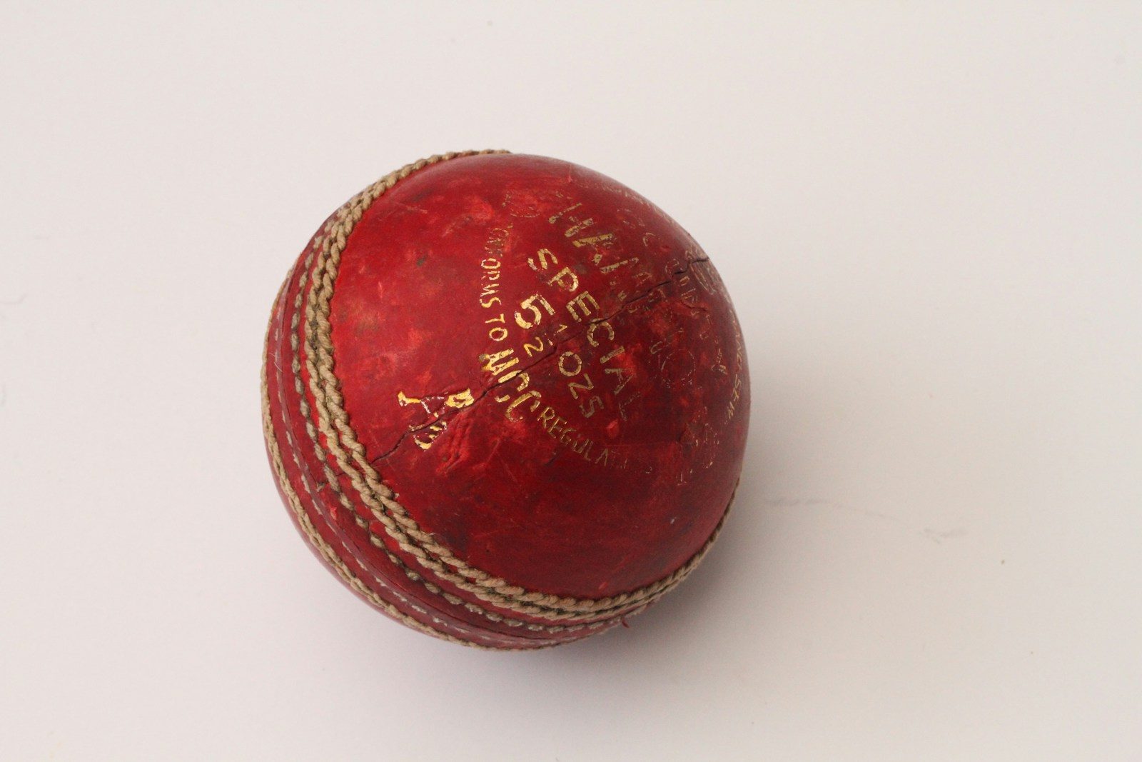 Cricket New-Ball Availability Check Before Live Wicket Markets