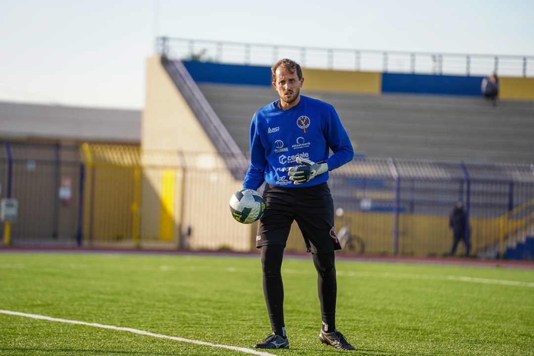 Goalkeeper Saves Odds Comparison Today with Shot Volume Context and Price Gaps