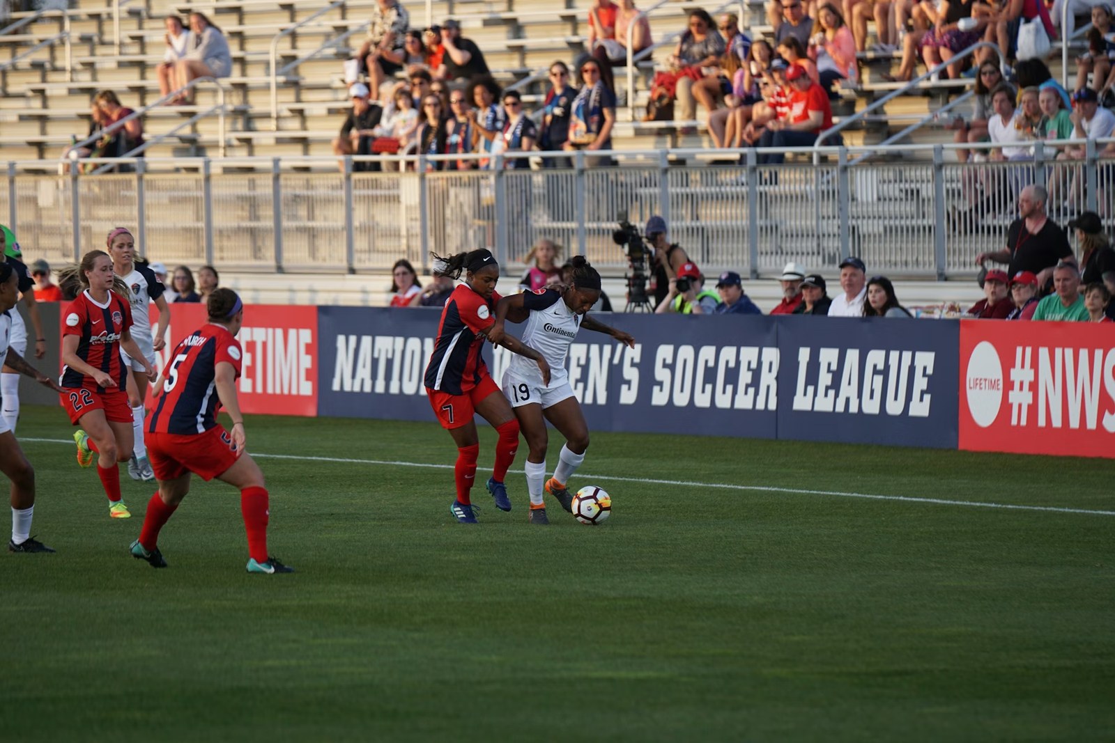 How to Skip a Favorite Bet After a Late Striker Minutes Cap