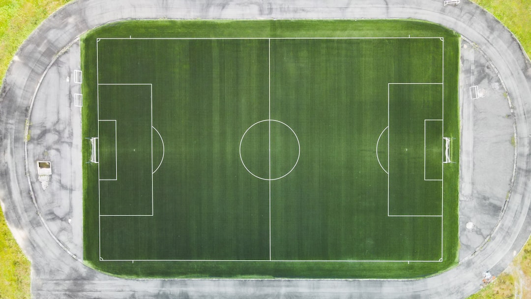 Live Betting Corners Over/Under: Triggers with Momentum and Shot Maps