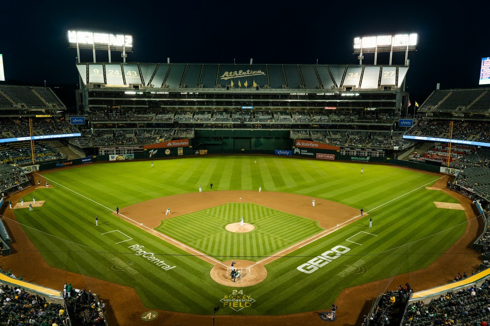 Open-Roof Stadium Wind Shift Checklist Before MLB Totals