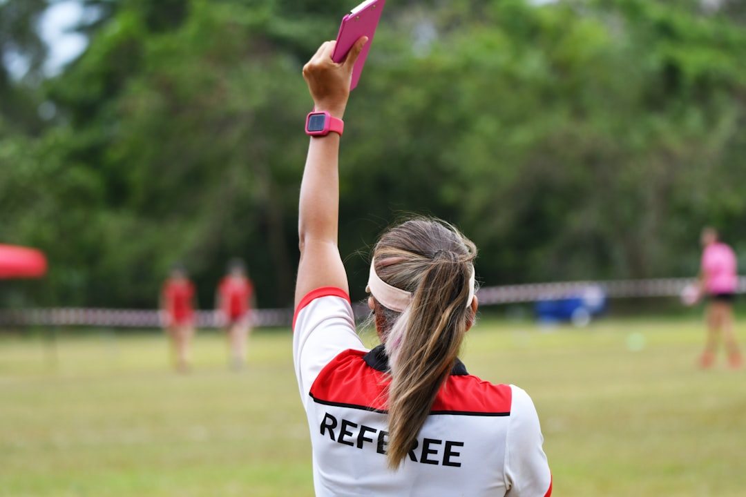 Red Card and VAR Live-Bet Pause Checklist Before Re-Entry