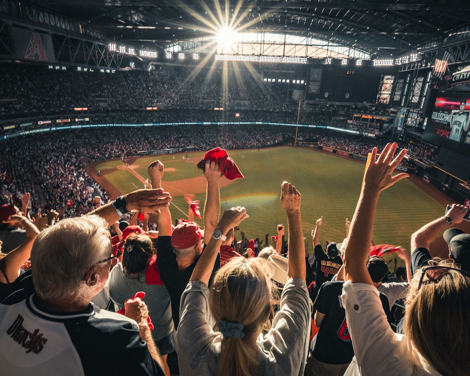 Retractable Roof Status Check Before Baseball Totals
